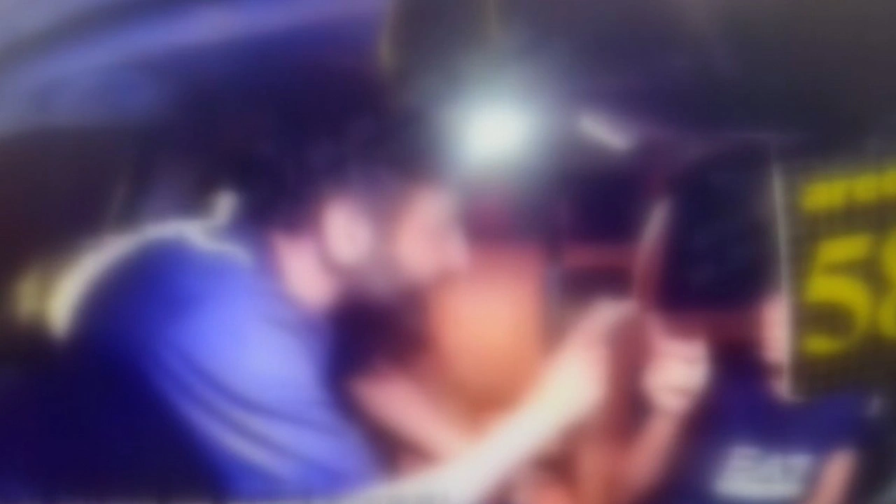 16 yaşındaki şüpheli, taksiciyi ensesinden bıçaklayıp gasp etmeye çalıştı
