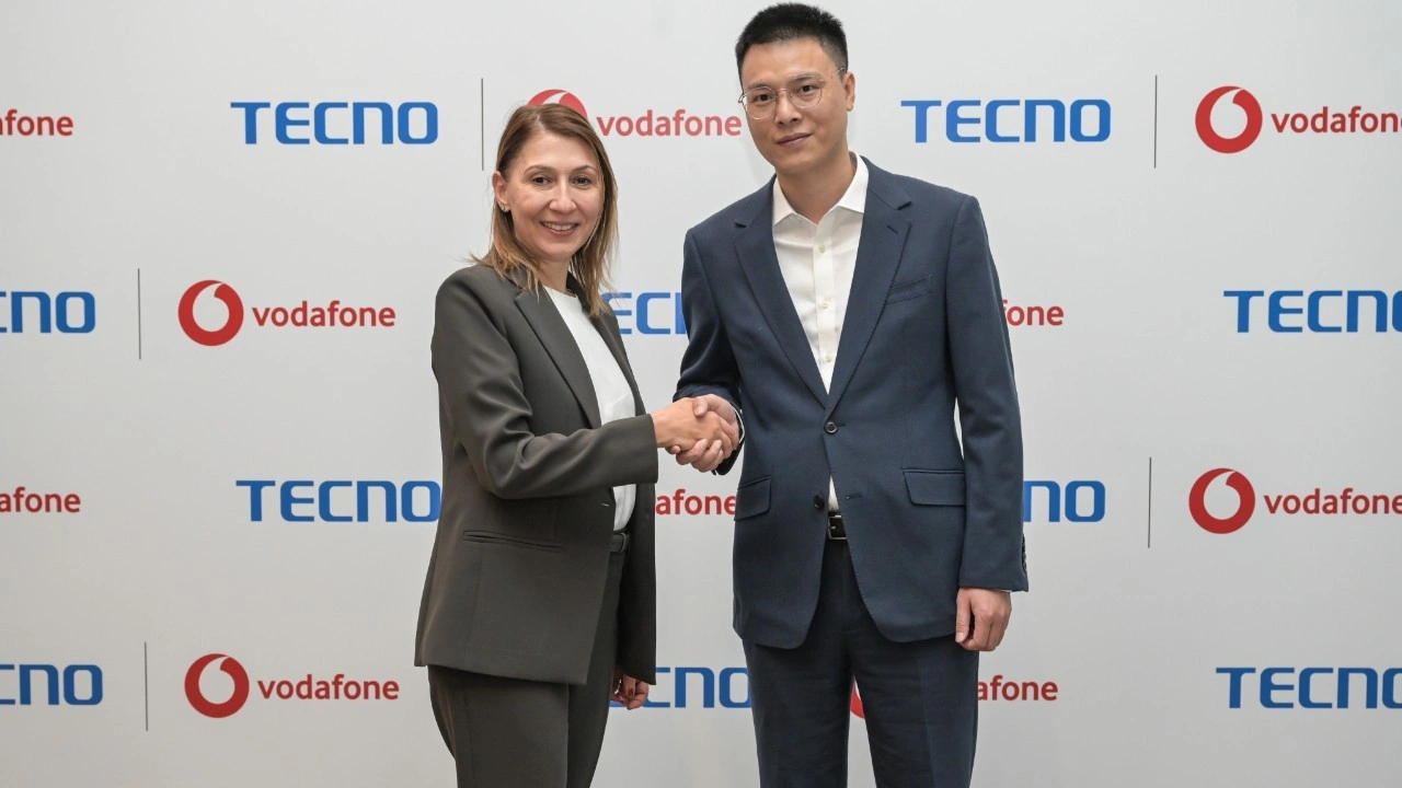 5G destekli TECNO CAMON 40 Pro 5G Vodafone Flex’te satışa sunuldu