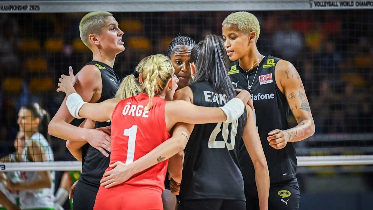 A Milli Kadın Voleybol Takımı, Dünya Voleybol Şampiyonası'nda son 16'da