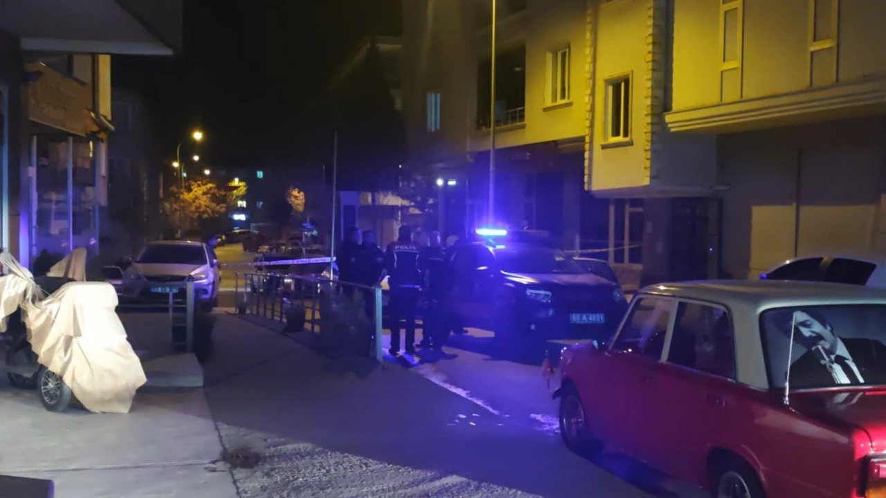 Aksaray’da satırlı kavga; 1 ağır yaralı