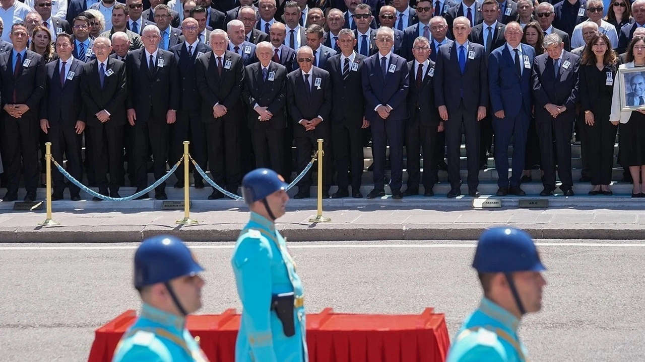 Altan Öymen için Meclis'te cenaze töreni düzenlendi