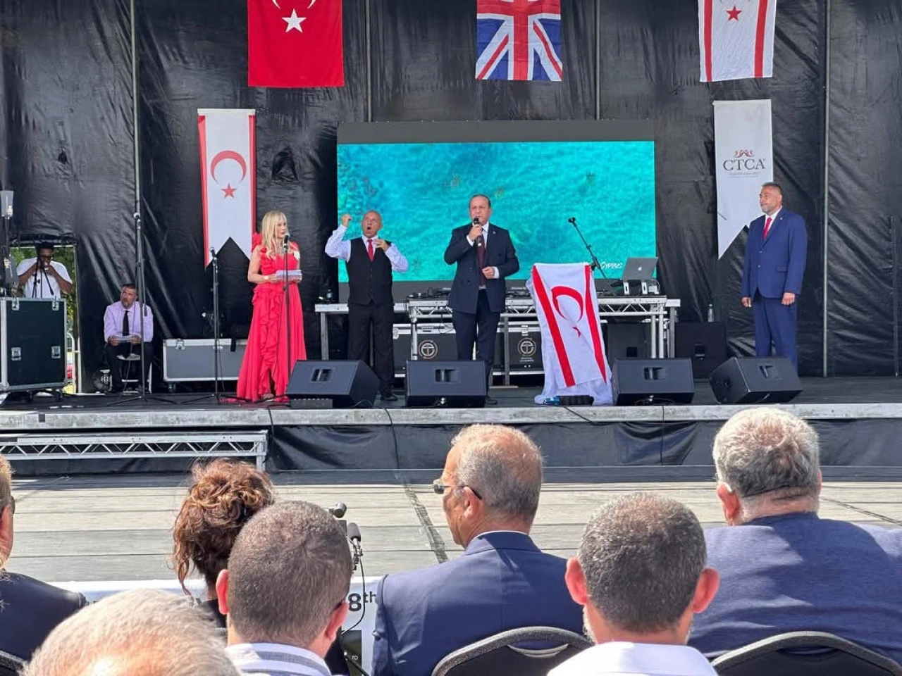 Ataoğlu: Kıbrıs Türk kimliği Londra'da gururla yaşatılıyor
