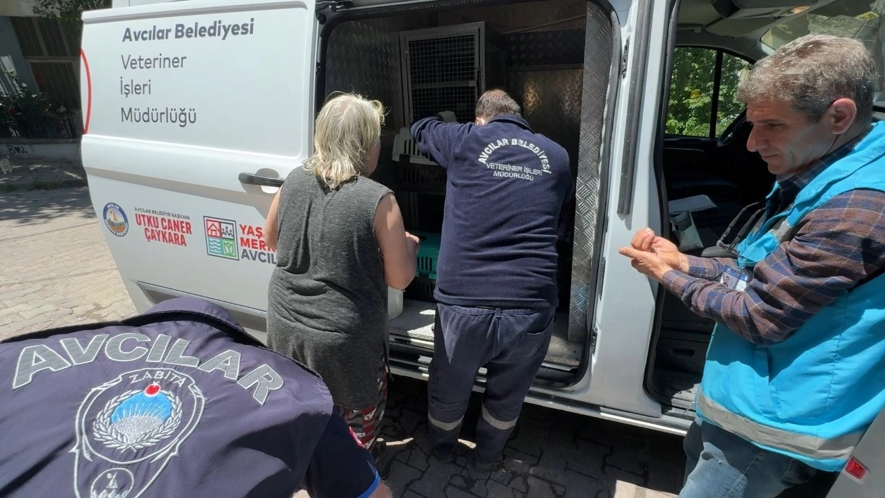 Avcılar'da 'Çöp Ev' ihbarı