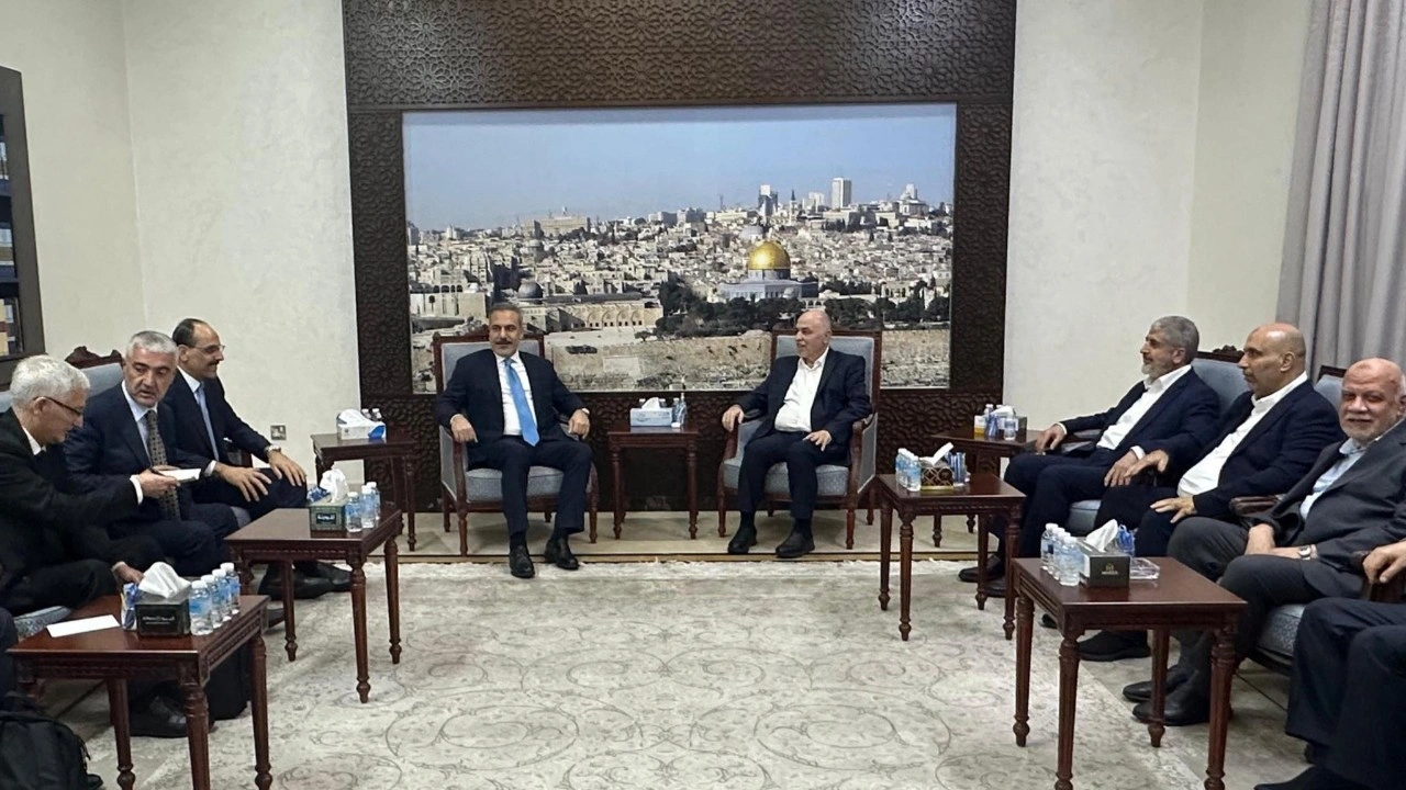 Bakan Fidan ve MİT Başkanı Kalın, Doha'da Hamas yetkilileriyle görüştü