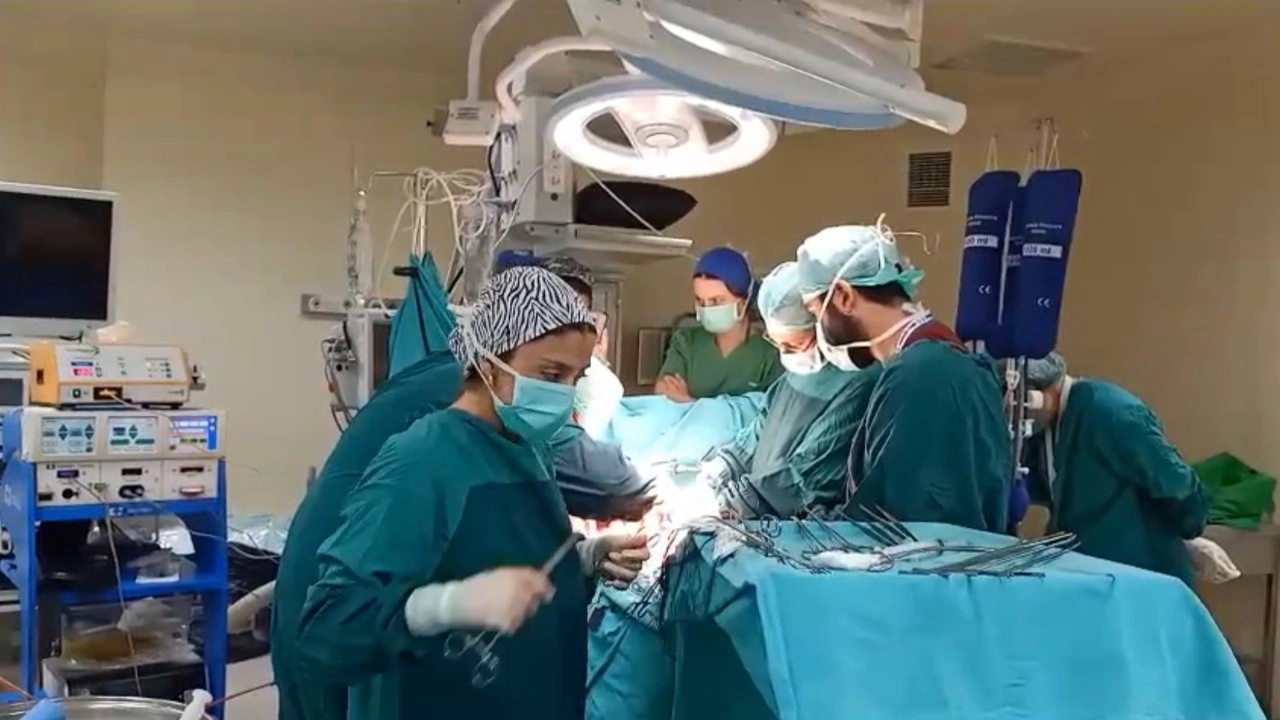 Beyin ölümü gerçekleşen genç kızın organları 3 kişiye umut oldu
