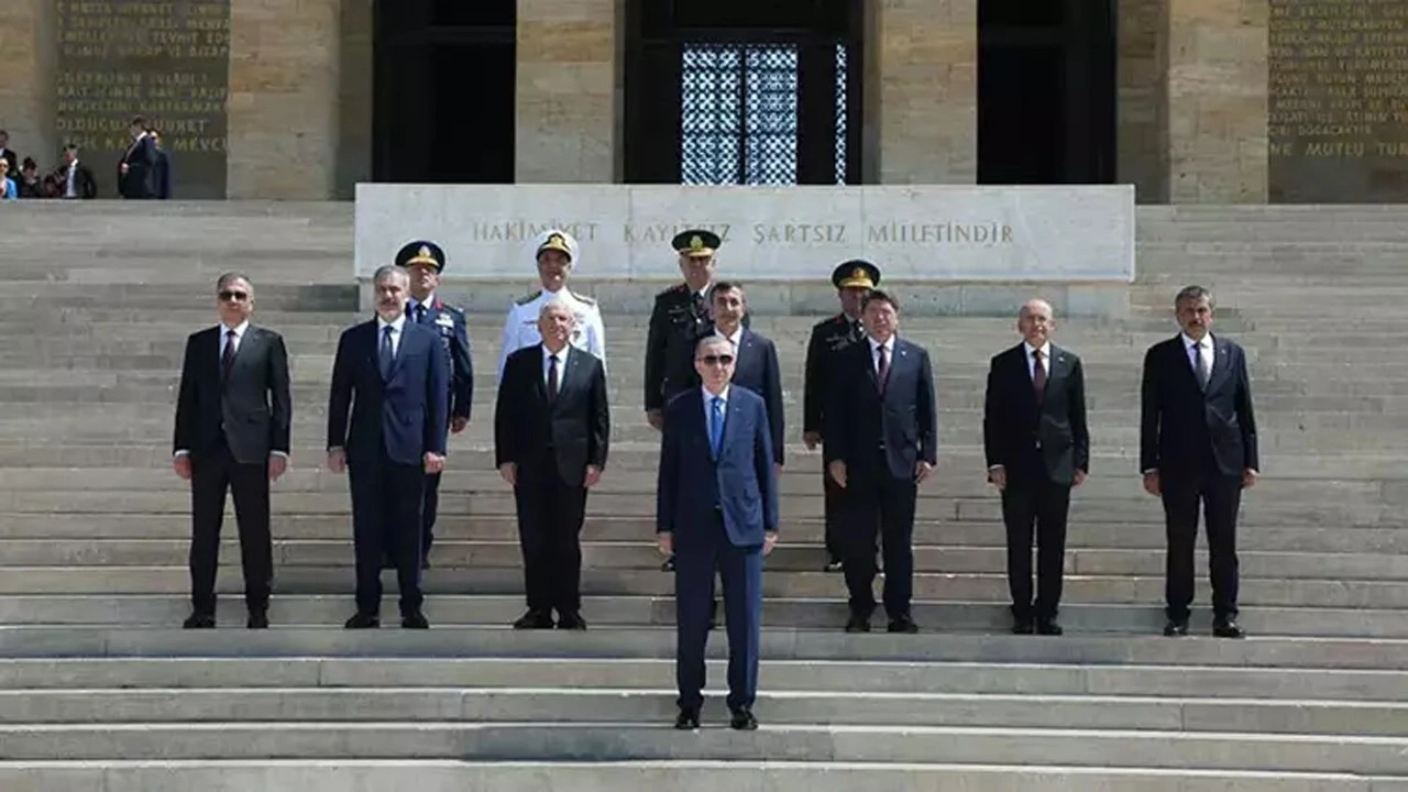 Cumhurbaşkanı Erdoğan ve YAŞ üyeleri Anıtkabir'de