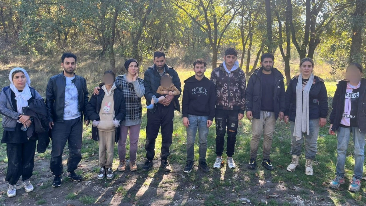 Edirne’de 23 kaçak göçmen yakalandı