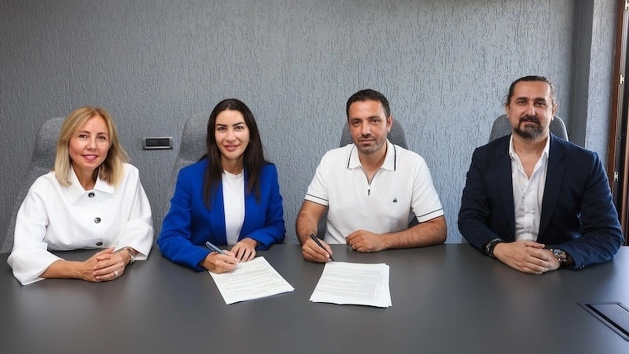 Experian ve Agra Fintech'ten finansal çözümler alanında iş birliği