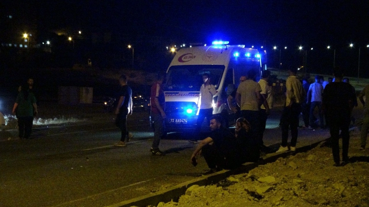 Feci kazada 17 yaşındaki sürücünün bacağı koptu