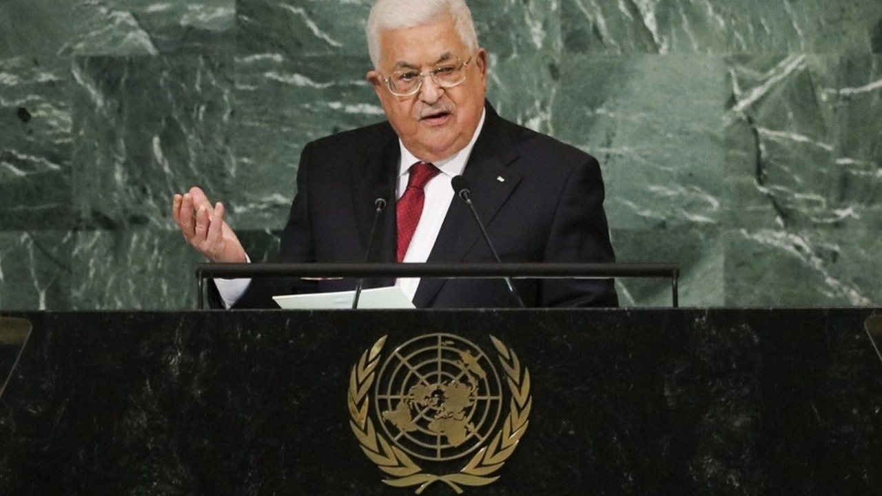 Filistin Devlet Başkanı Abbas: "Üç ay içinde geçici anayasa hazırlanacak"