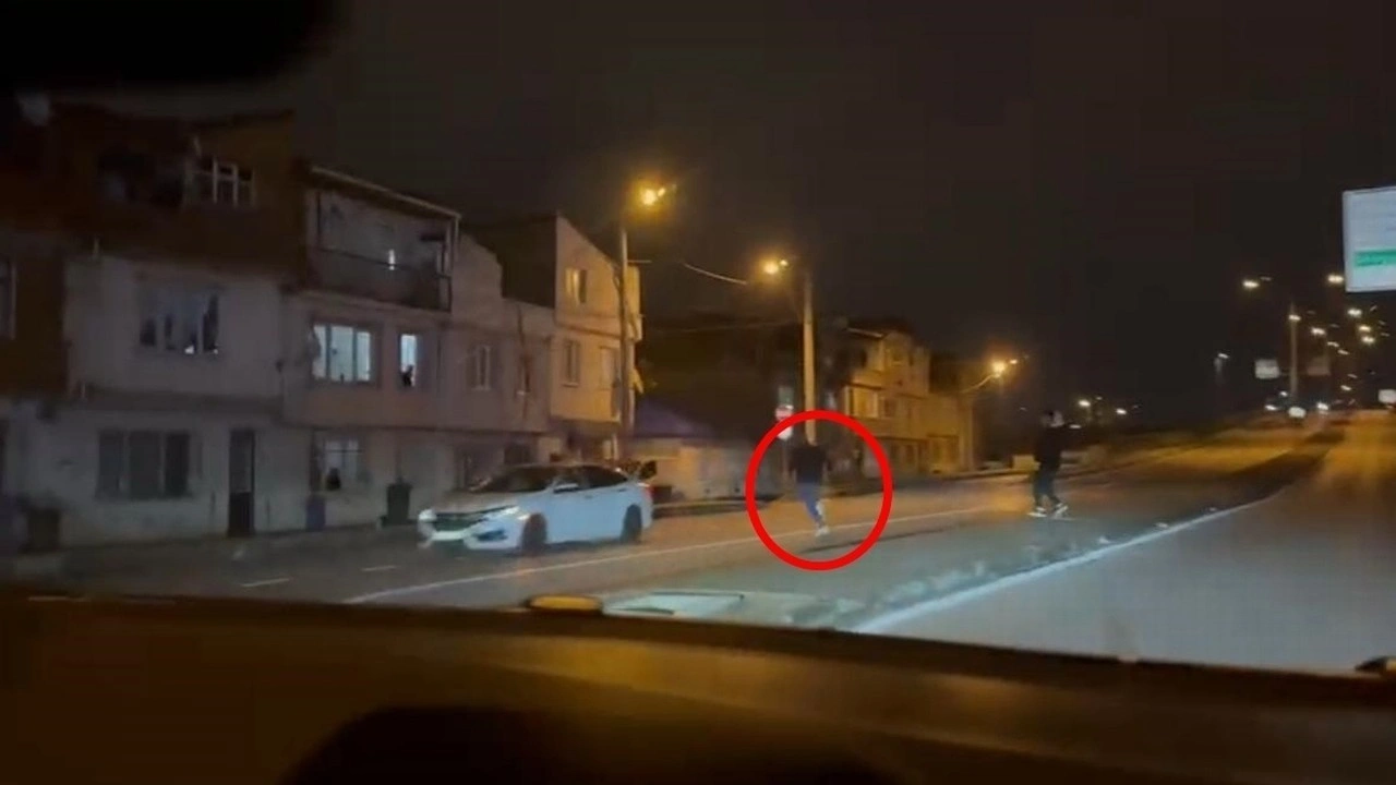 Gasp ettiği taksiyle kaza yapınca yaya olarak kaçmaya çalışan şüpheli yakalandı