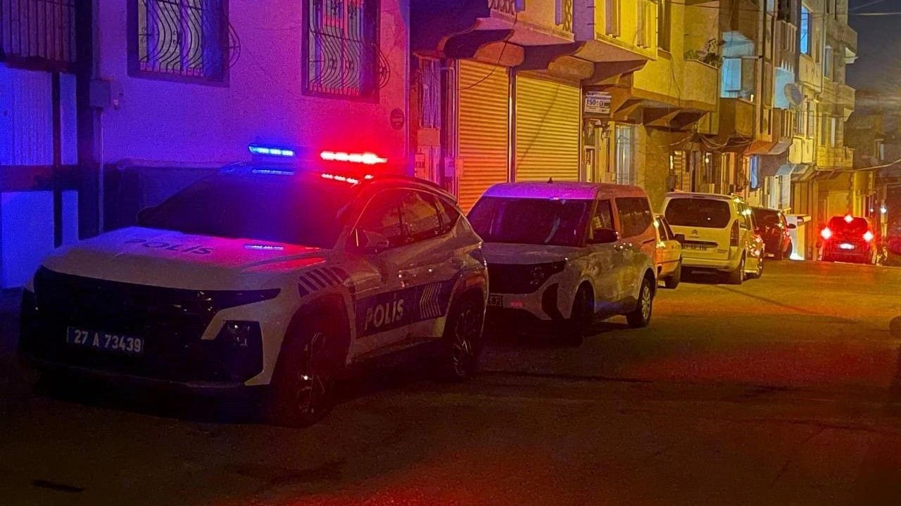 Gaziantep’te anne ve kızı kilitli oldukları odada ölü bulundu