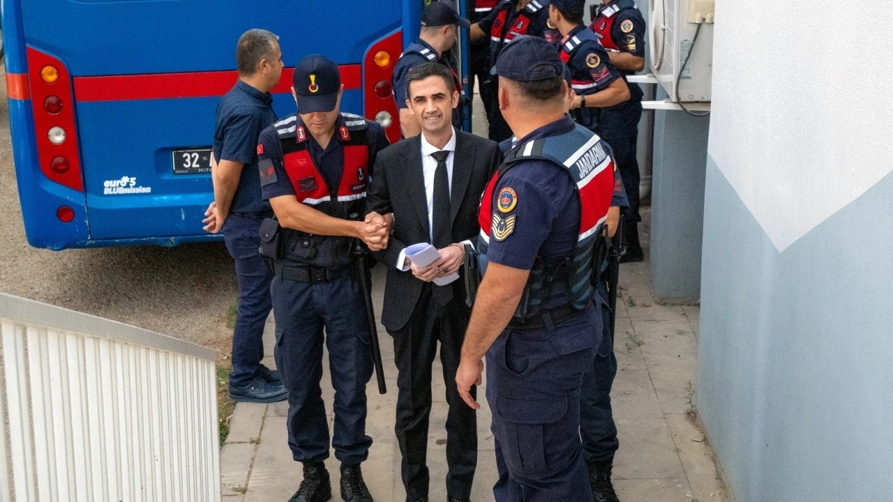 Gelendost eski belediye başkanına 23 yıl 11 ay hapis cezası