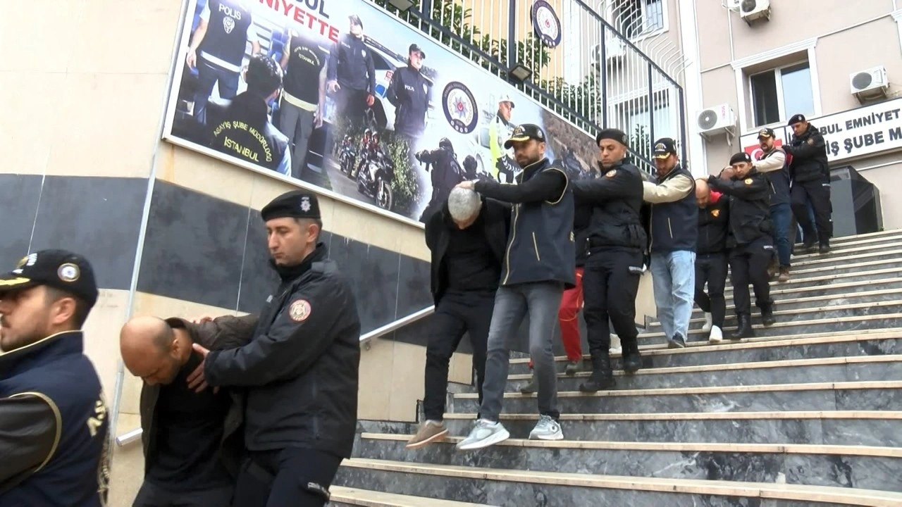 İcra yoluyla 10 milyar liralık dolandırıcılık yapan şebeke çökertildi