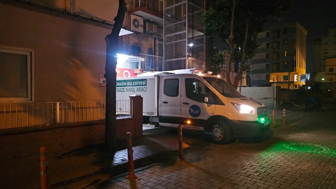 İş yerinin önünde beklerken silahlı saldırıda öldü