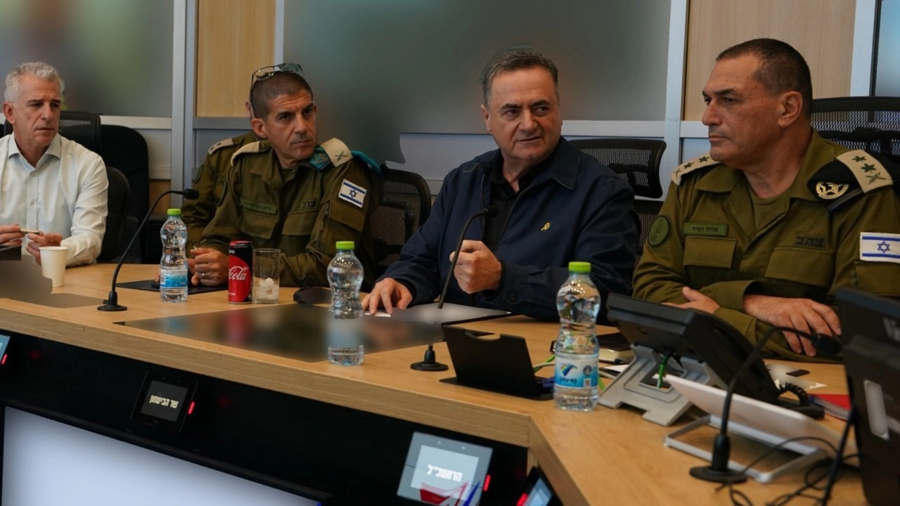 İsrail Savunma Bakanı Katz: "Orduya saldırıların yoğunluğunu artırma talimatı verdik"