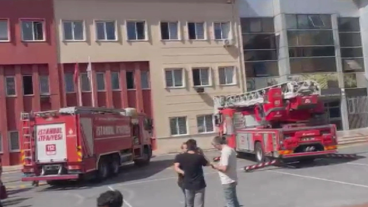 İstanbul Başakşehir'de okulda yangın paniği