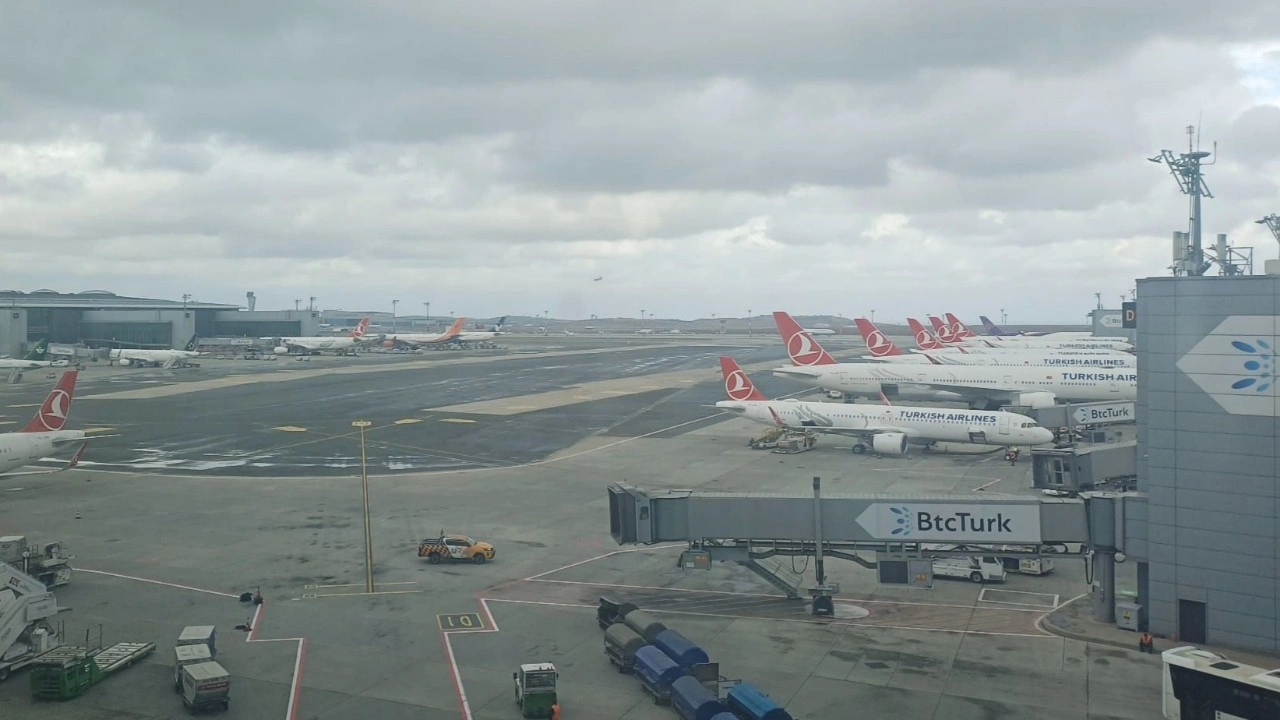 İstanbul Havalimanı'nda uçuşlara rüzgar engeli