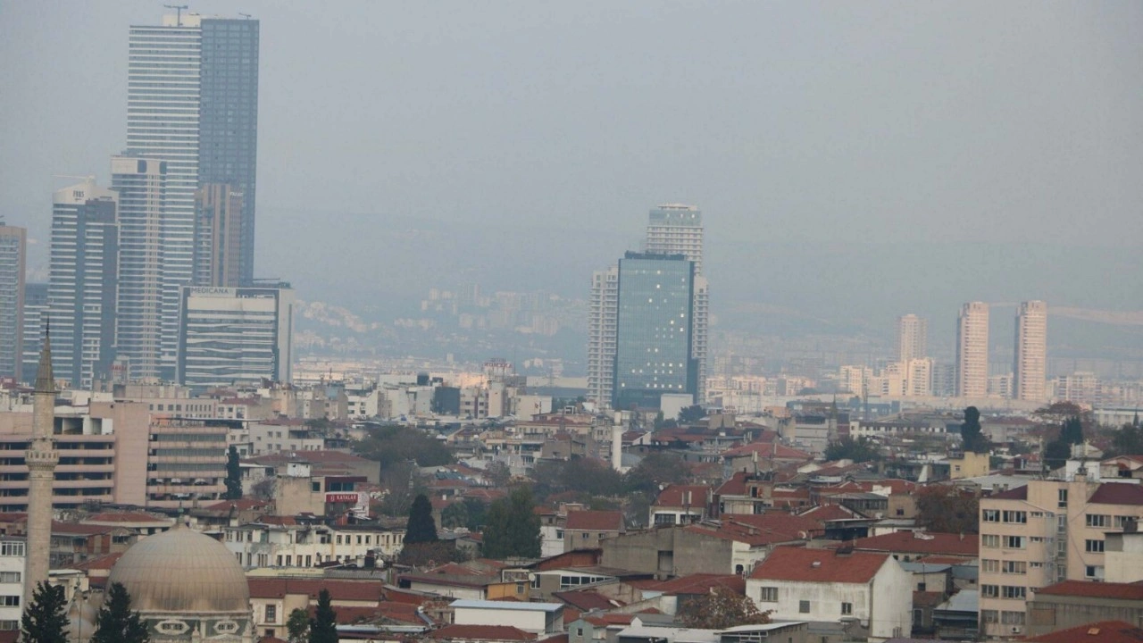 İzmir'de hava kalitesi 'hassas' seviyede