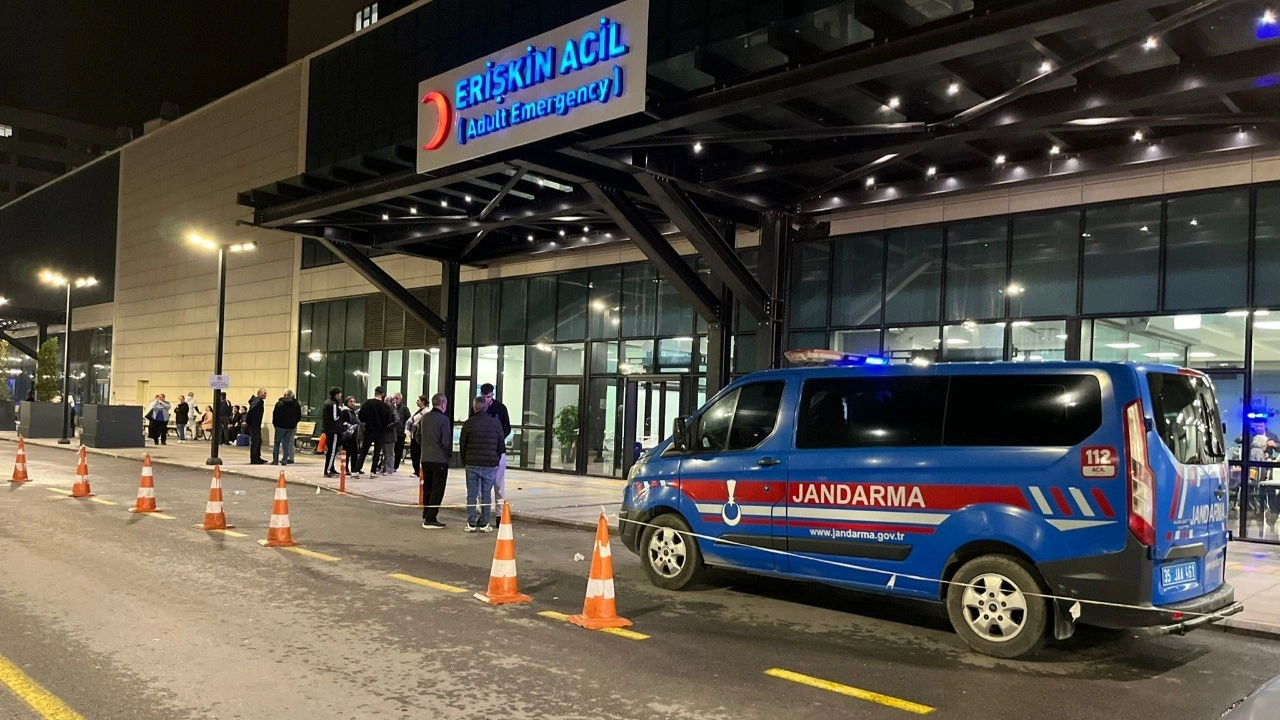 İzmir’de iki grup arasında silahlı kavga: 3 yaralı