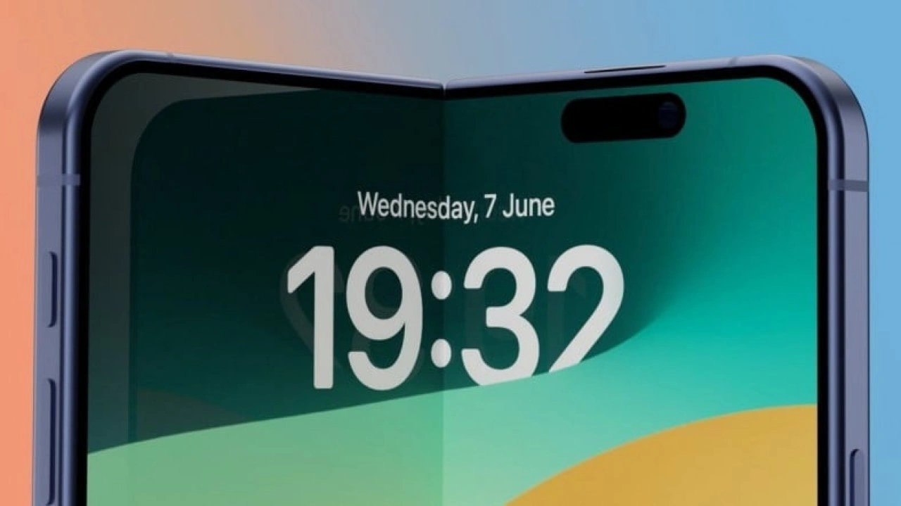 Katlanabilir iPhone'un Fiyatı ve Kalınlığı Ortaya Çıktı