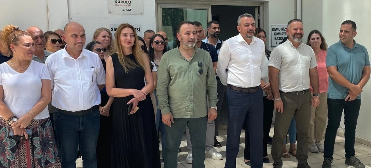 KTAMS, KAMUSEN ve Kamu-İş Resmi Kabz Memurluğu ve Mukayyitlik Dairesi önünde eylem yaptı