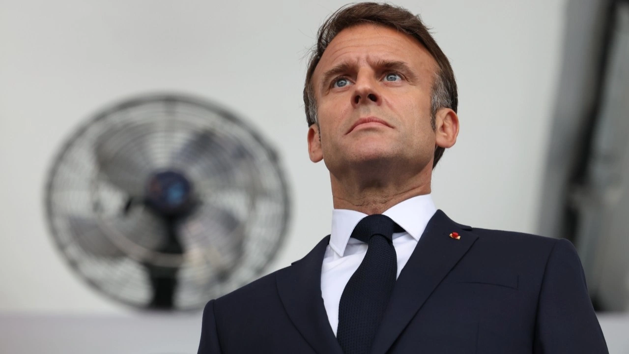 Macron: "Eserleri bulacağız ve failler adalete teslim edilecek"