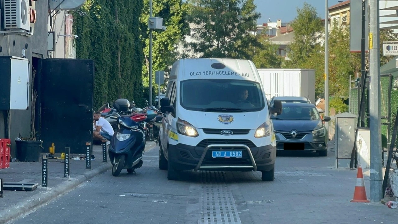 Marmaris'te, Barlar Sokağı'nda silahlı kavga: 1 ölü, 1 yaralı