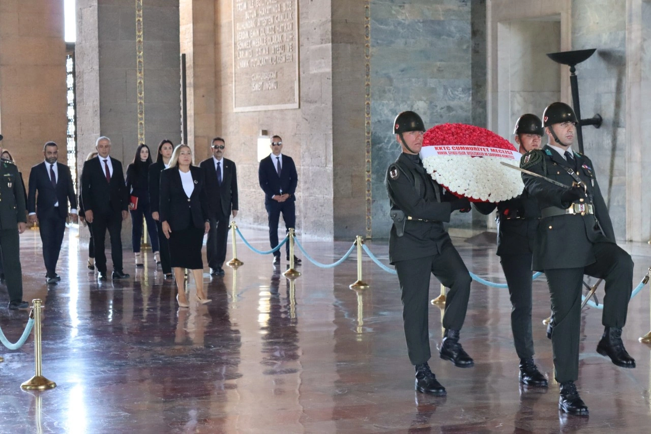 Meclis Komitesi heyetinden Anıtkabir’e ziyaret
