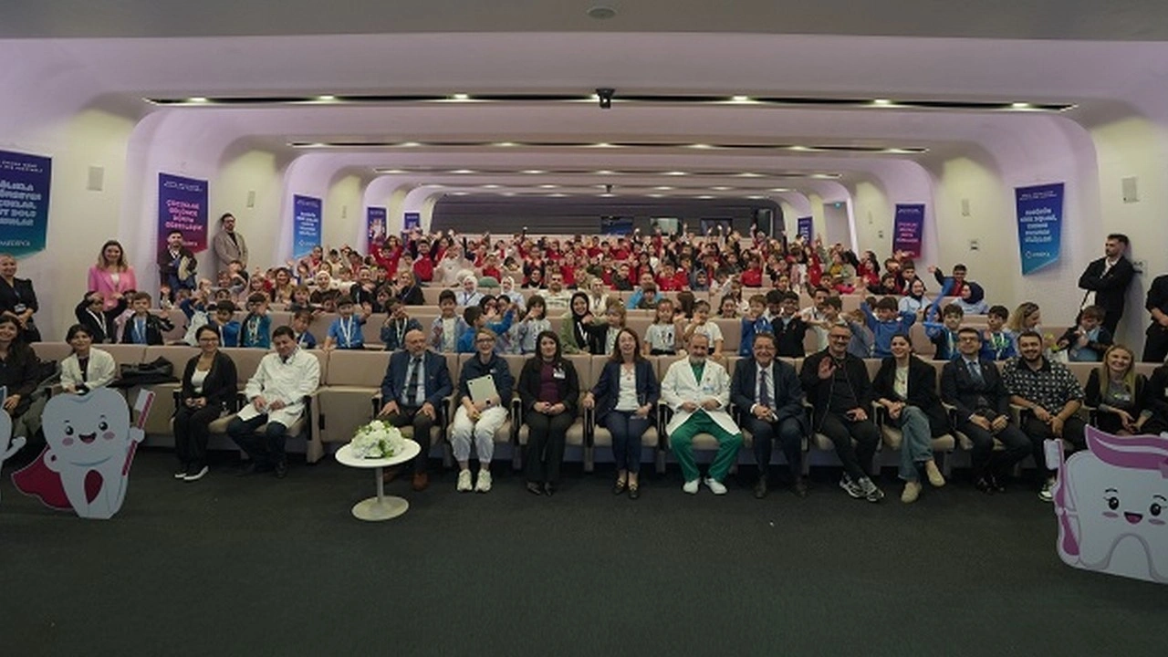 Medipol’den Dünya Çocuk Günü’ne özel ‘Diş Festivali’