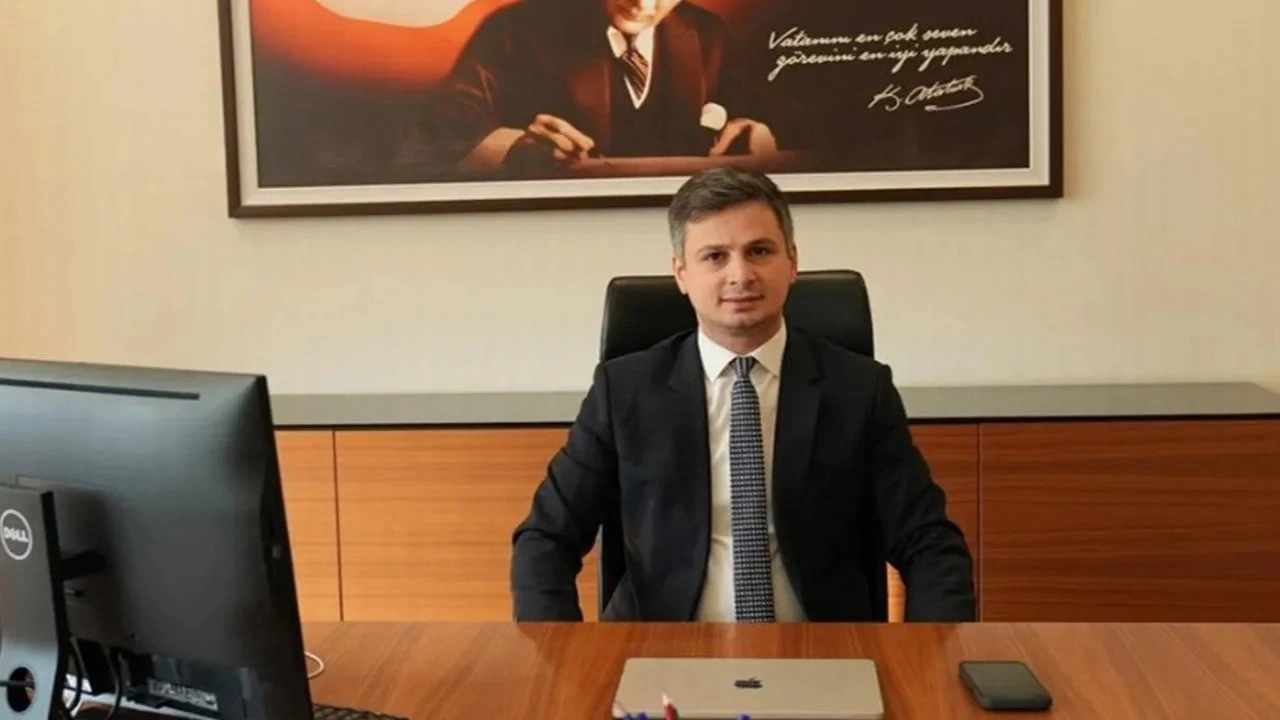 Mehmet Akif Ersoy soruşturmasının ardından ilk istifa