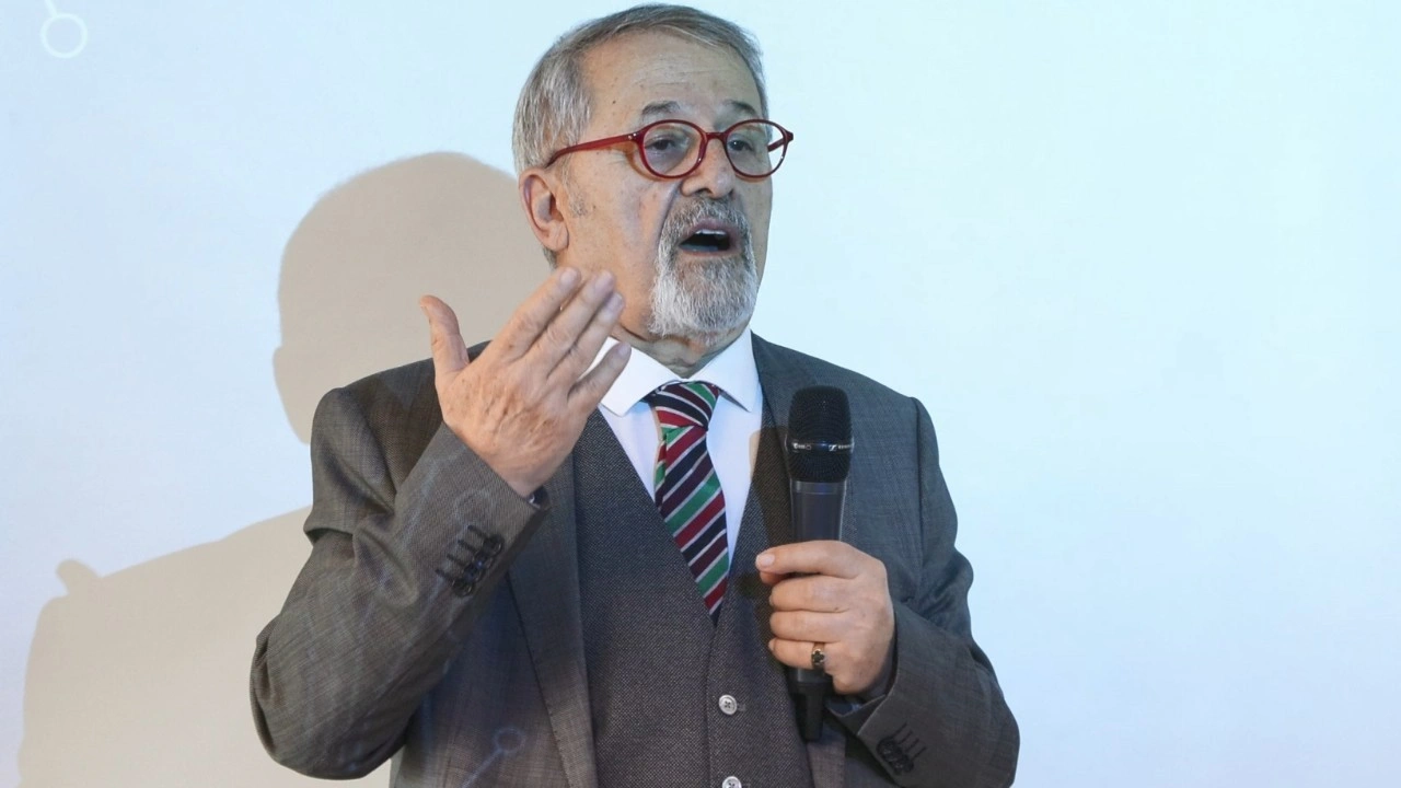 Naci Görür'den güne depremle uyanan Adana için korkutan açıklama