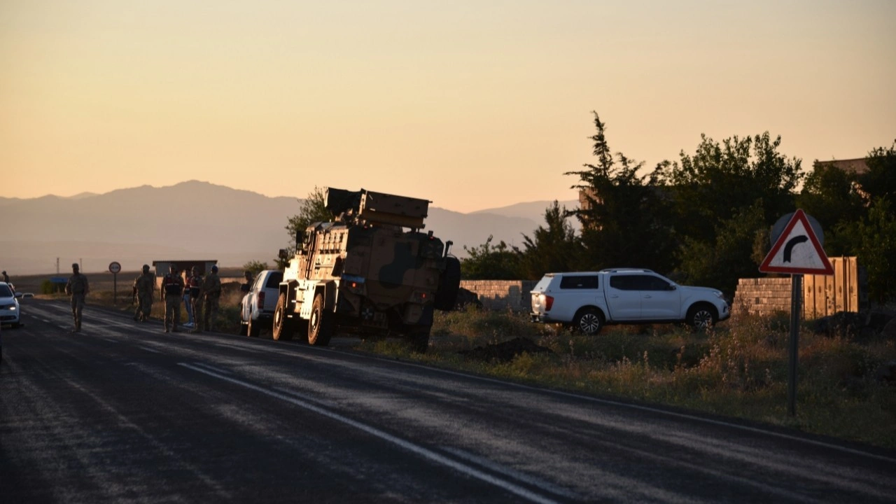 Şanlıurfa'da seyir halindeki otomobile silahlı saldırı: 1 ölü