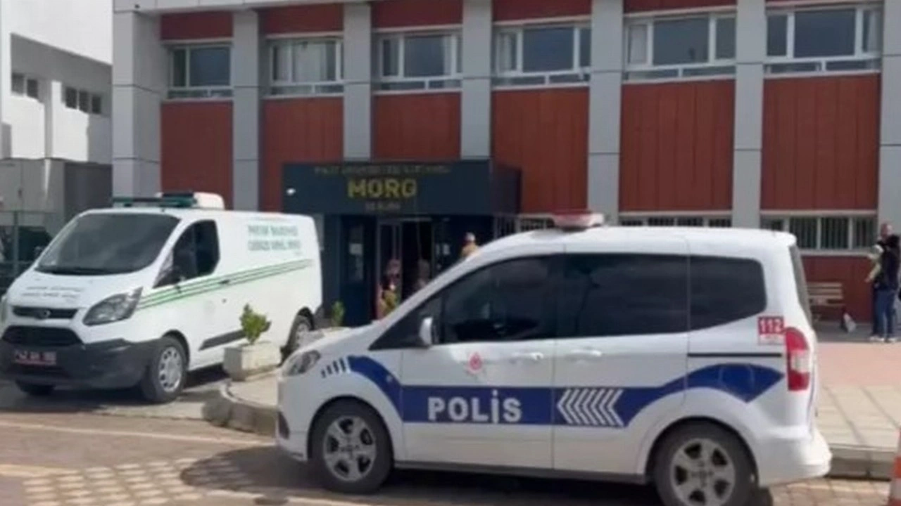 Tartıştığı eşini tabancayla ateş edip öldürdü