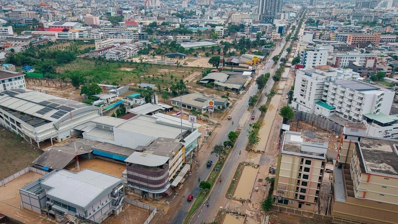 Tayland'da etkili olan sel nedeniyle hayatını kaybedenlerin sayısı yükseldi