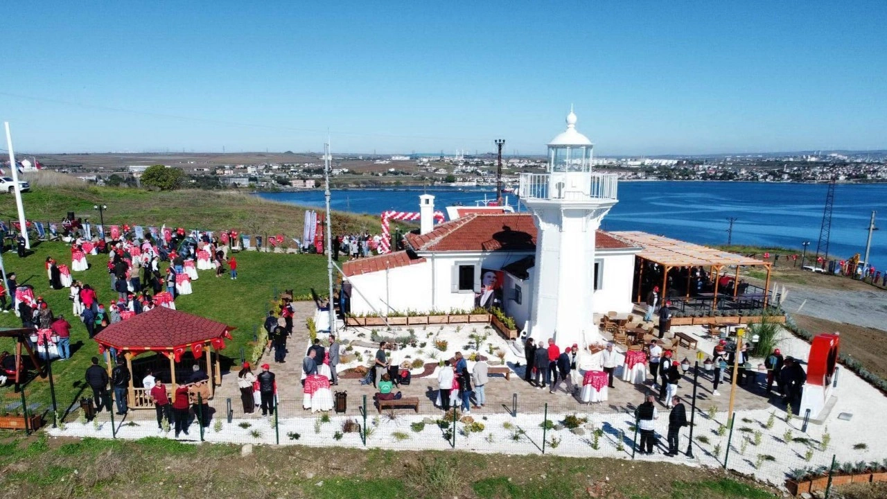 Tekirdağ'da restore edilen 168 yıllık deniz feneri törenle açıldı