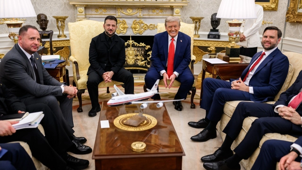 Trump, Zelenskiy ve AB liderleri Beyaz Saray’da bir araya geldi