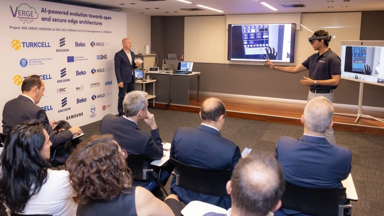 Turkcell'den 5G ile 300 kilometre mesafeden gerçek zamanlı tasarım deneyimi