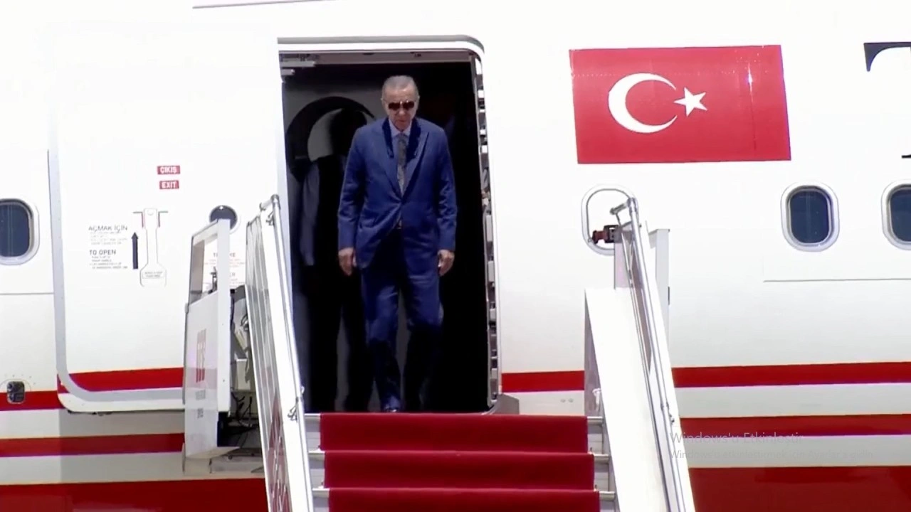 Türkiye Cumhurbaşkanı Erdoğan KKTC'de