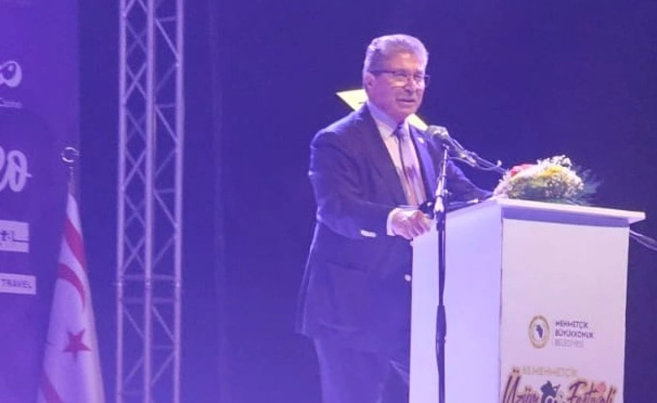 Üstel: Dipkarpaz-Manastır yolunun 15-20 gün sonra tamamlanmasını bekliyoruz