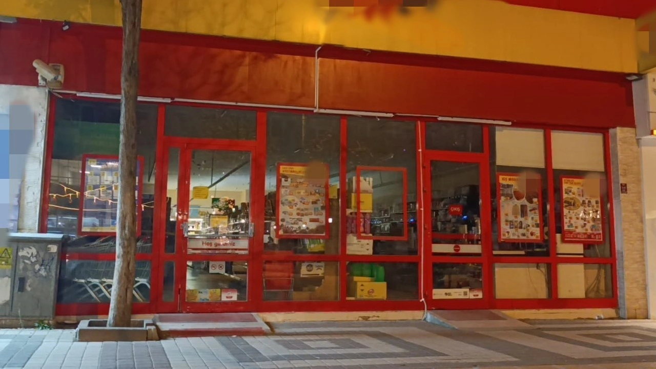 Yük asansöründe sıkışan kadın işçi yaralandı