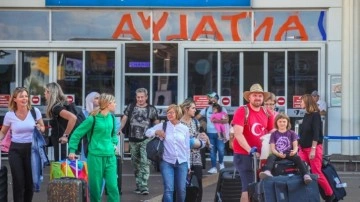Antalya'da 10 milyon turist rekoru