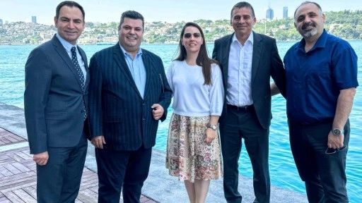Aras Kargo ve Avusturya Postanesi ortaklığın devamı için yeniden imza attı