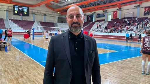 arsaVev, Cumhuriyet Bayramı’nda Hatay Voleybol Takımı’nı ziyaret etti