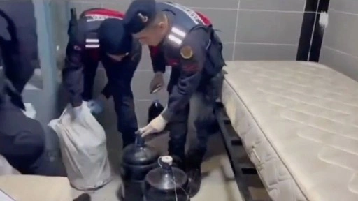 Aydın'da 6 ton sahte şarap ele ge&ccedil;irildi