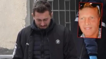 Babasını öldürüp, gözyaşı döktü taziyeleri kabul etti!