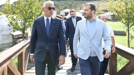 Bakan Ersoy'dan, film platosu ziyareti
