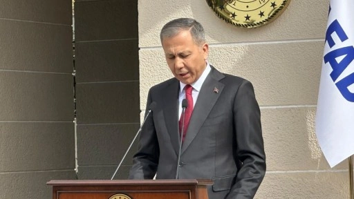 Bakan Yerlikaya: Sokak olaylarında 1879 kişi gözaltına alındı, 260'ı tutuklandı