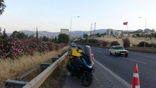 Bariyere çarpan motosikletin sürücüsü motokurye öldü