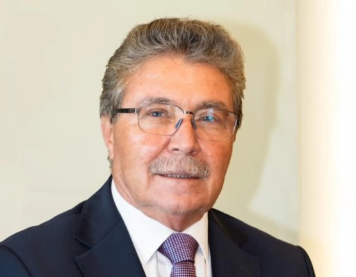 Başbakan Üstel, İskele’de vatandaşlarla bayramlaştı